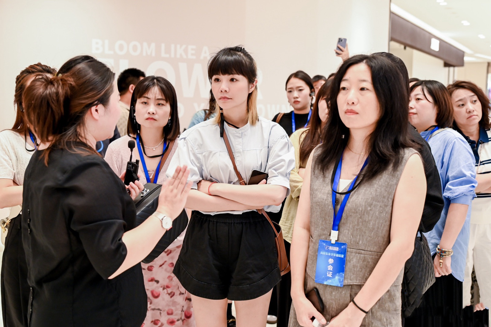 东曜商学・胖东来研学中心联合北京清和商学院 成功举办胖东来研学公开课，百位企业管理层满载而归