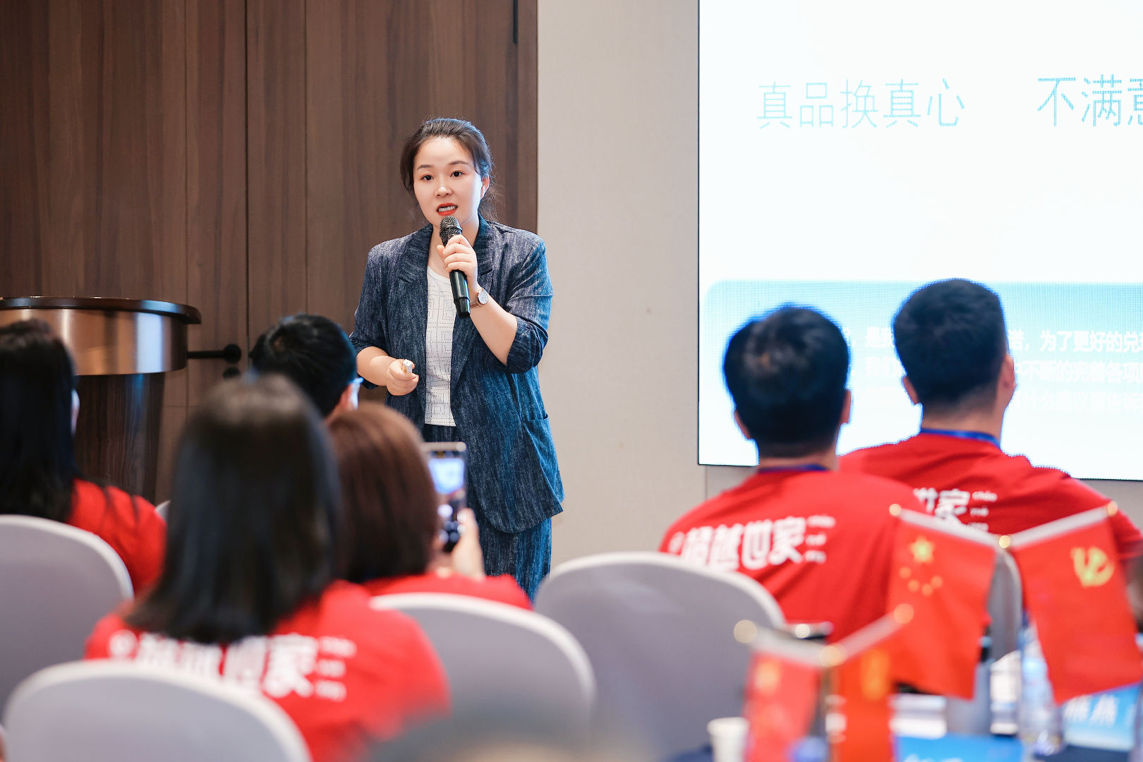 《不同行业对标胖东来，学习重点有什么不同？东曜商学跨行业研学实战对比（零售/餐饮/医疗/家电/文旅）》